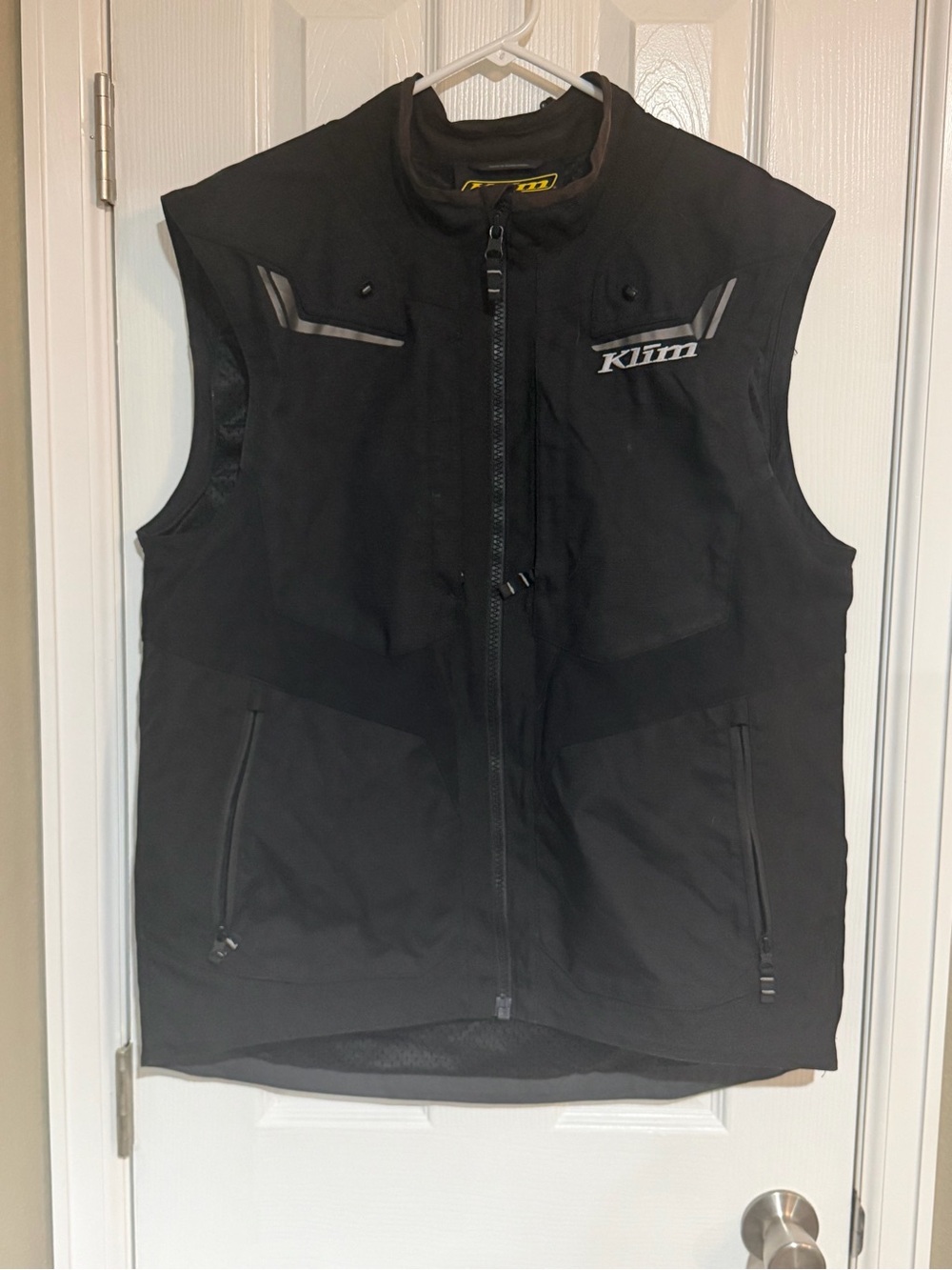 Men's Black Klim Dakar vest - large